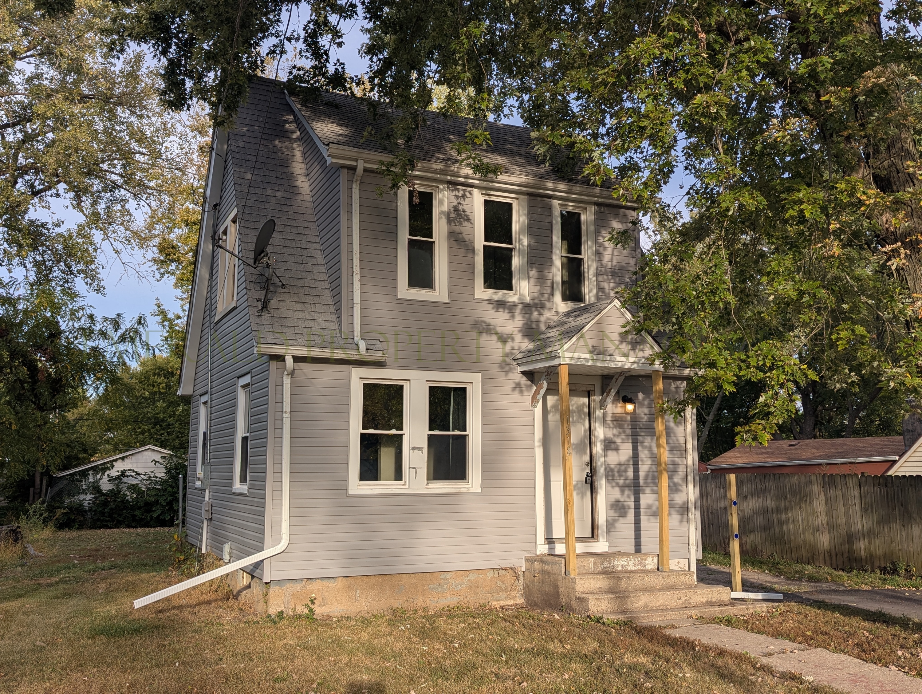 Property main image