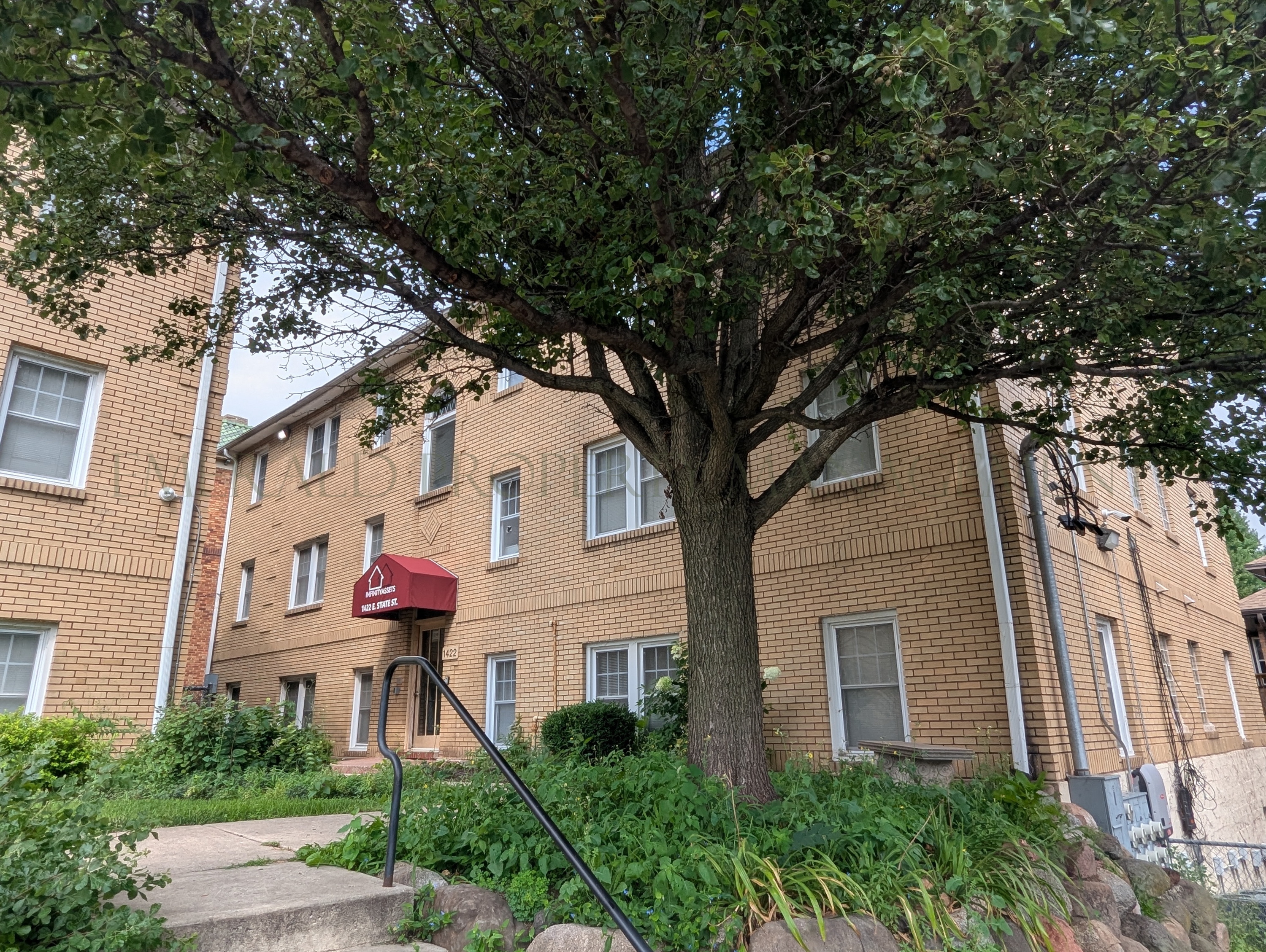 1422 East State Street - 3