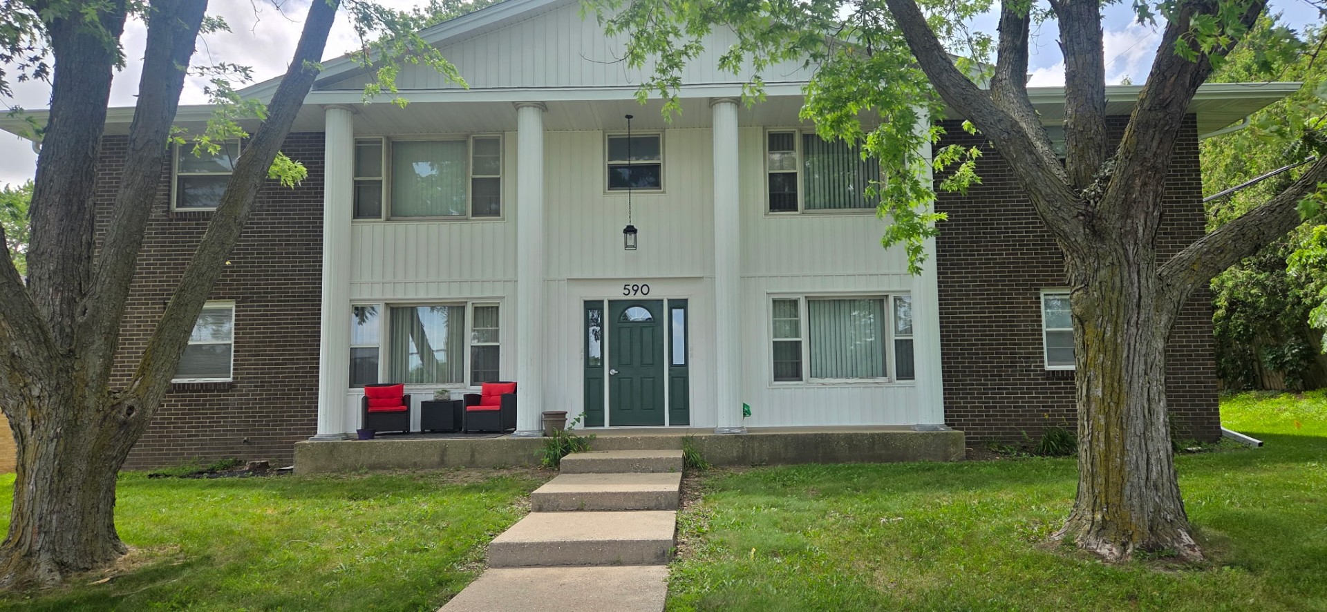 590 N Mulford Road - 2